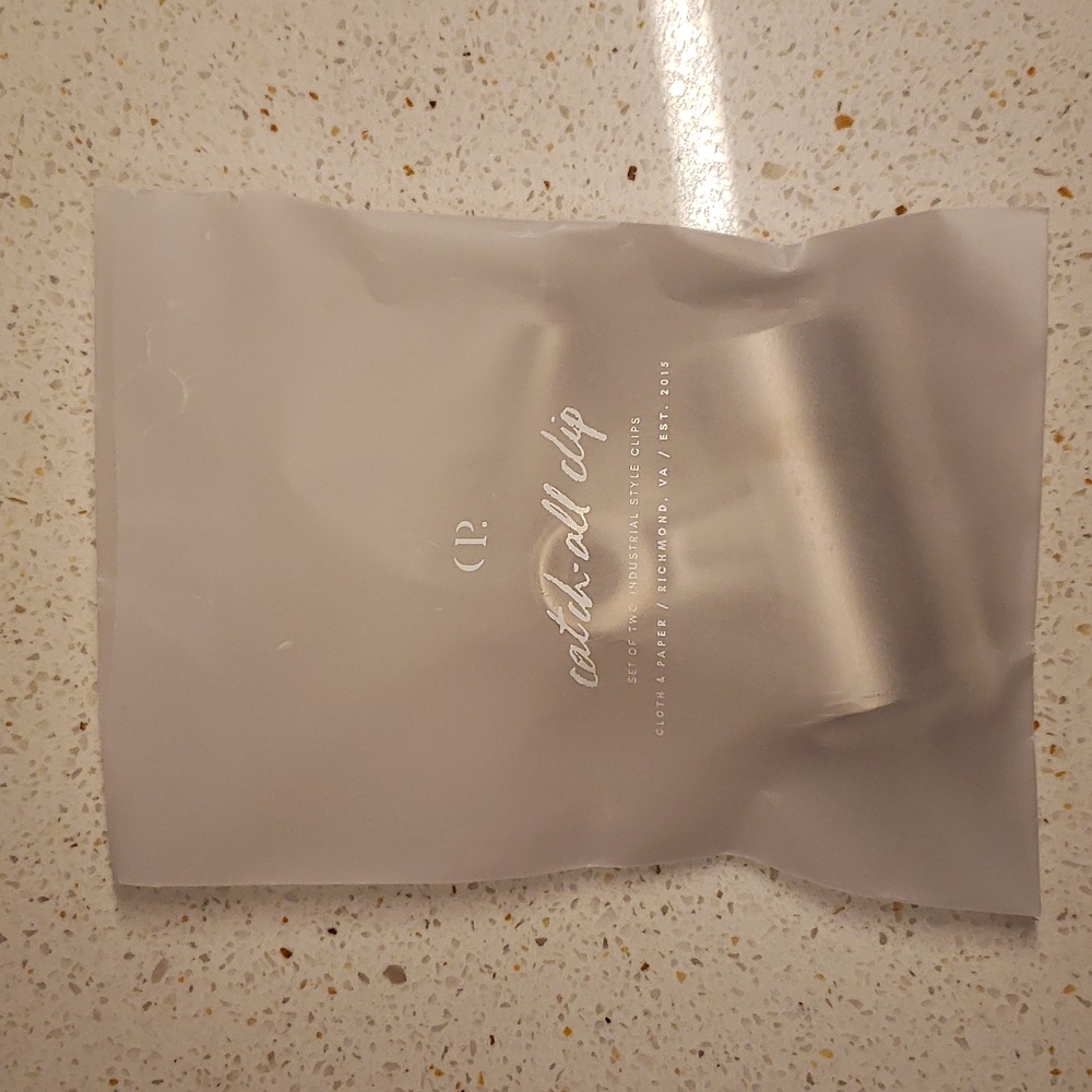 Cloth and Paper Catch All Clips Brand New 20